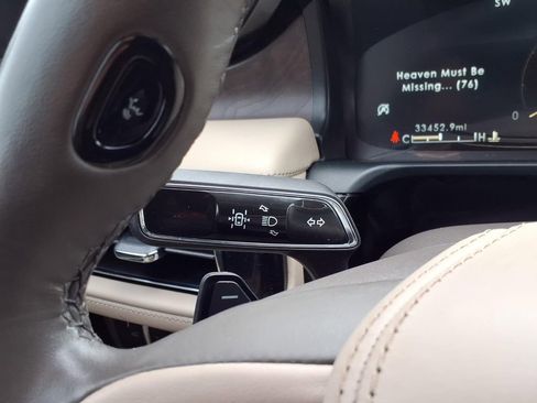 Used 2023 Lincoln Aviator Reserve w/ Equipment Group 201A RWD image 19