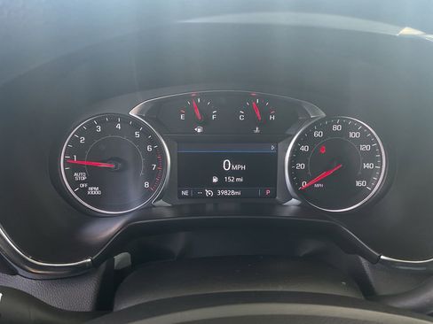 Used 2025 Chevrolet Blazer LT FWD image 31