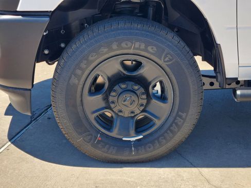 New 2026 RAM 2500 Tradesman AWD/4WD image 11