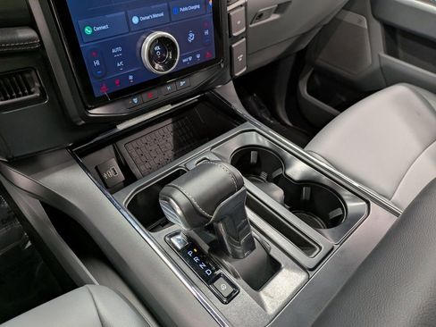 Used 2025 Ford F150 Lightning Flash image 14