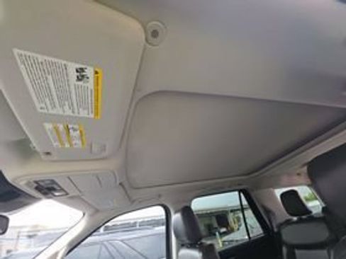Used 2025 Ford Expedition Active AWD/4WD image 10
