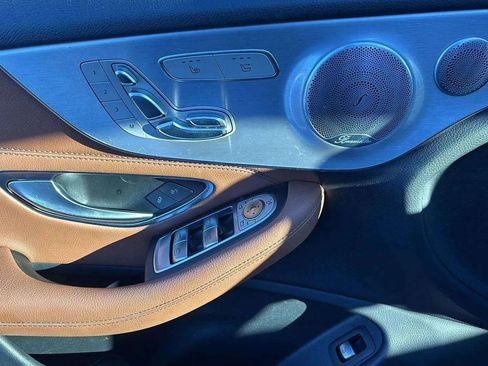 Used 2019 Mercedes-Benz C 300 4MATIC Cabriolet image 11