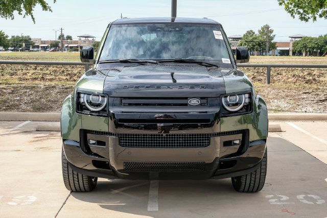 New 2026 Land Rover Defender 110 X AWD/4WD image 6
