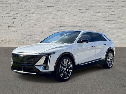 Used 2025 Cadillac Lyriq Luxury w/ LPO, Floor Liner Package