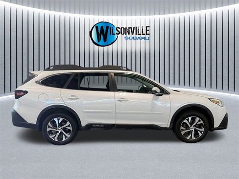 Used 2021 Subaru Outback Limited image 13