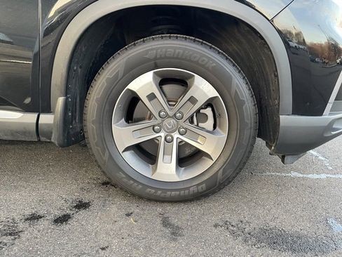 Used 2024 Honda Pilot EX-L image 36