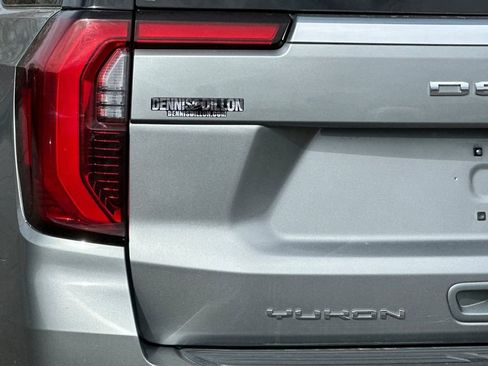 Used 2025 GMC Yukon Denali image 26