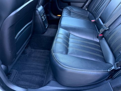 Used 2015 Chrysler 300 S image 16