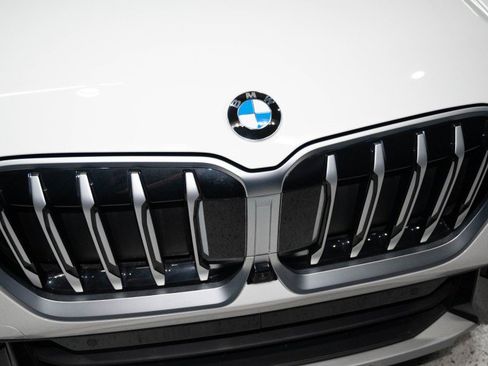 Used 2025 BMW X1 xDrive28i w/ Technology Package AWD/4WD image 11