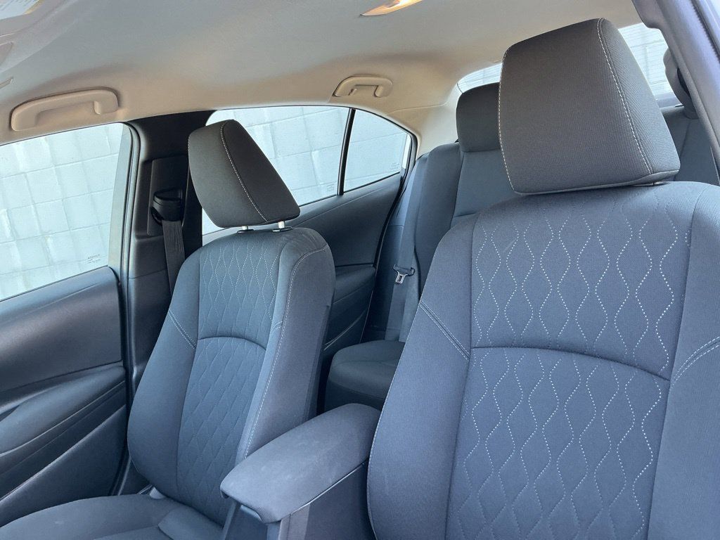 Used 2025 Toyota Corolla LE FWD image 14