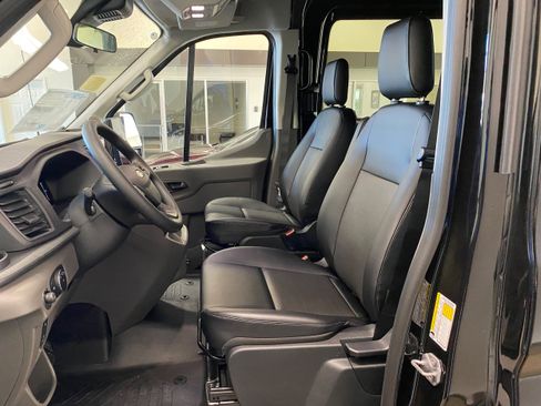 New 2026 Ford Transit 250 148 Medium Roof Extended AWD w/ Exterior Upgrade Package image 15