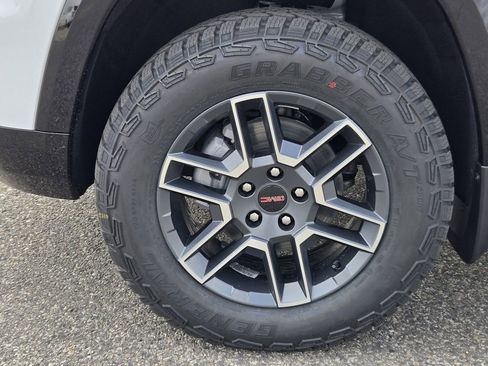 New 2026 GMC Terrain AT4 image 6