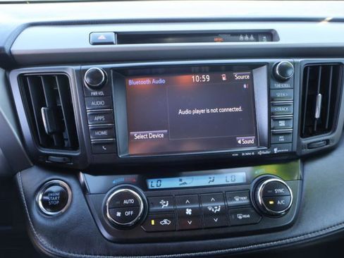 Used 2017 Toyota RAV4 Limited w/ Carpet Mat Package image 18