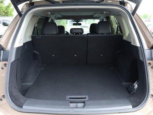 Certified 2024 Nissan Rogue SV w/ SV Premium Package AWD/4WD image 7