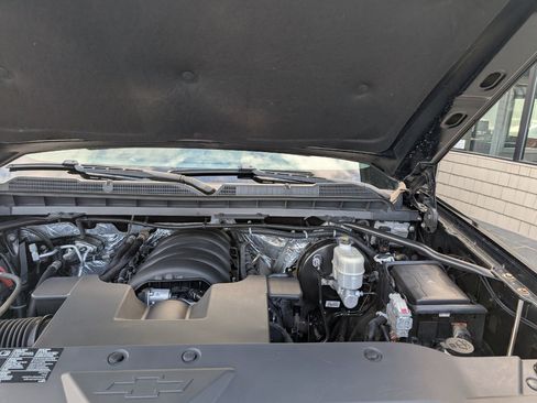 Used 2017 Chevrolet Silverado 1500 LTZ Z71 w/ Midnight Edition image 26