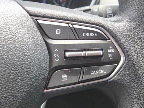 Used 2019 Hyundai Santa Fe SEL FWD image 12