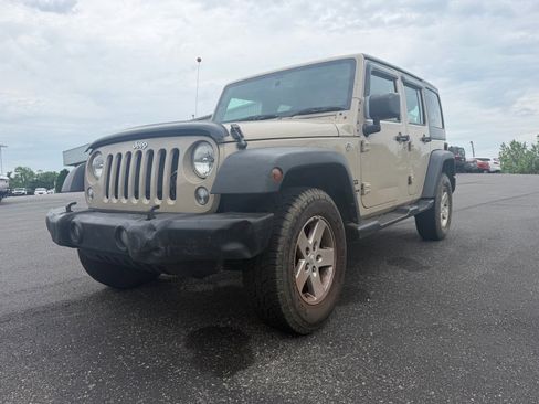 Used 2016 Jeep Wrangler Unlimited Sport AWD/4WD image 4