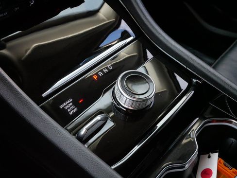 Used 2023 Jeep Grand Cherokee L Limited image 24