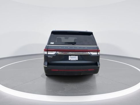 Used 2024 Lincoln Navigator Reserve AWD/4WD image 7
