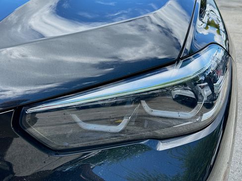 Used 2022 BMW X5 xDrive45e w/ M Sport Package image 31