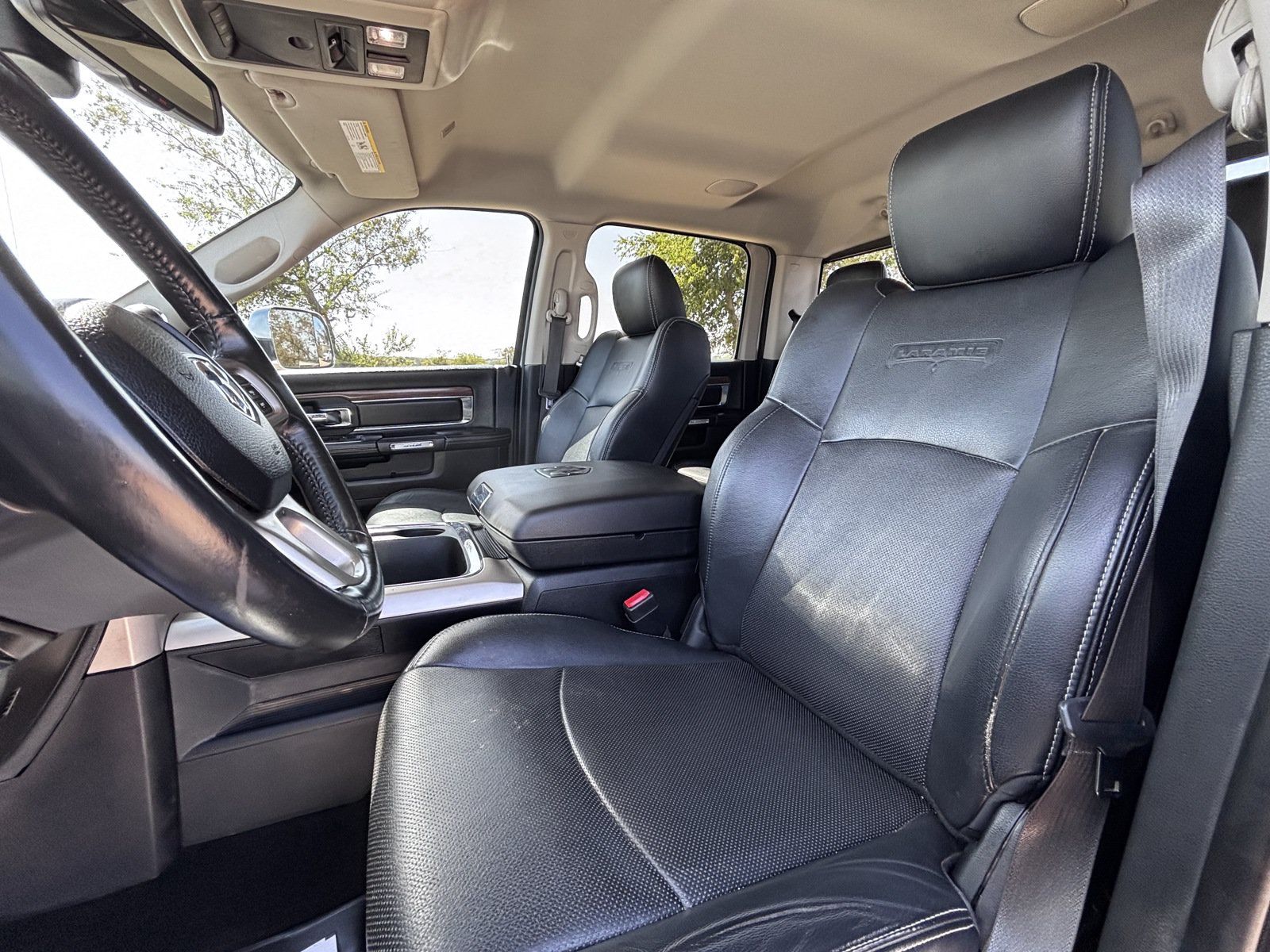 Used 2017 RAM 2500 Laramie w/ Convenience Group AWD/4WD image 12