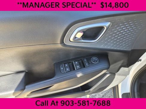 Certified 2023 Kia Soul LX image 20