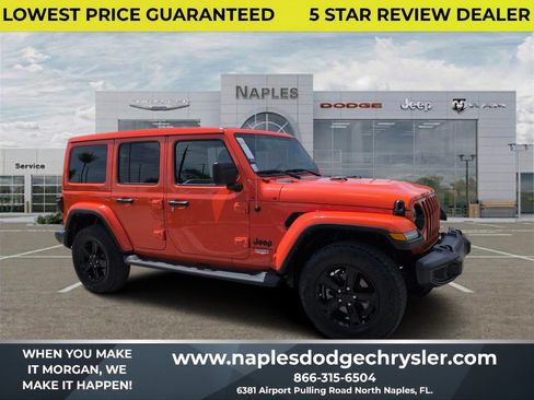 Used 2023 Jeep Wrangler Unlimited Sahara AWD/4WD image 1