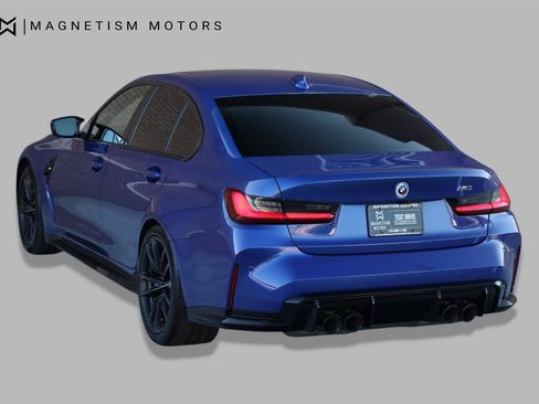Used 2022 BMW M3 RWD image 8