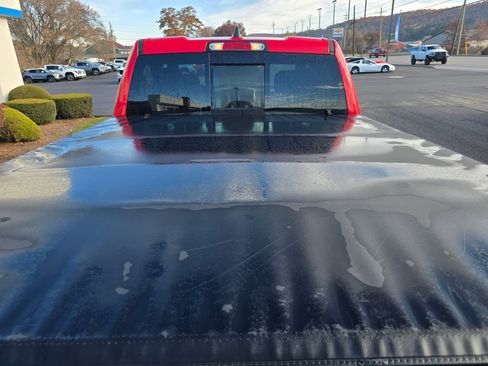 Used 2021 RAM 1500 Big Horn image 5