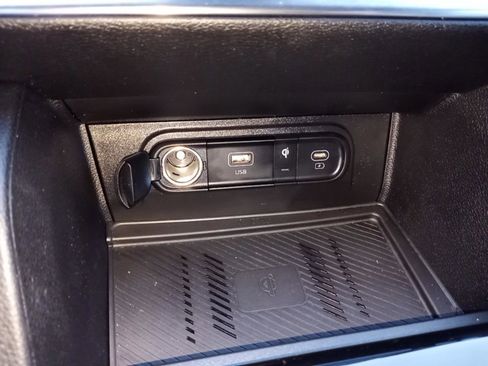 Used 2024 Kia Sportage EX image 16