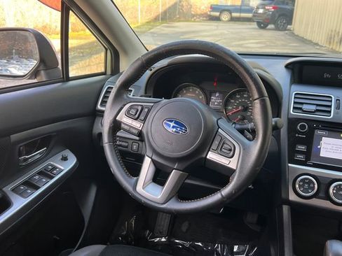 Used 2017 Subaru Crosstrek 2.0i Premium w/ Popular Package #2 image 17