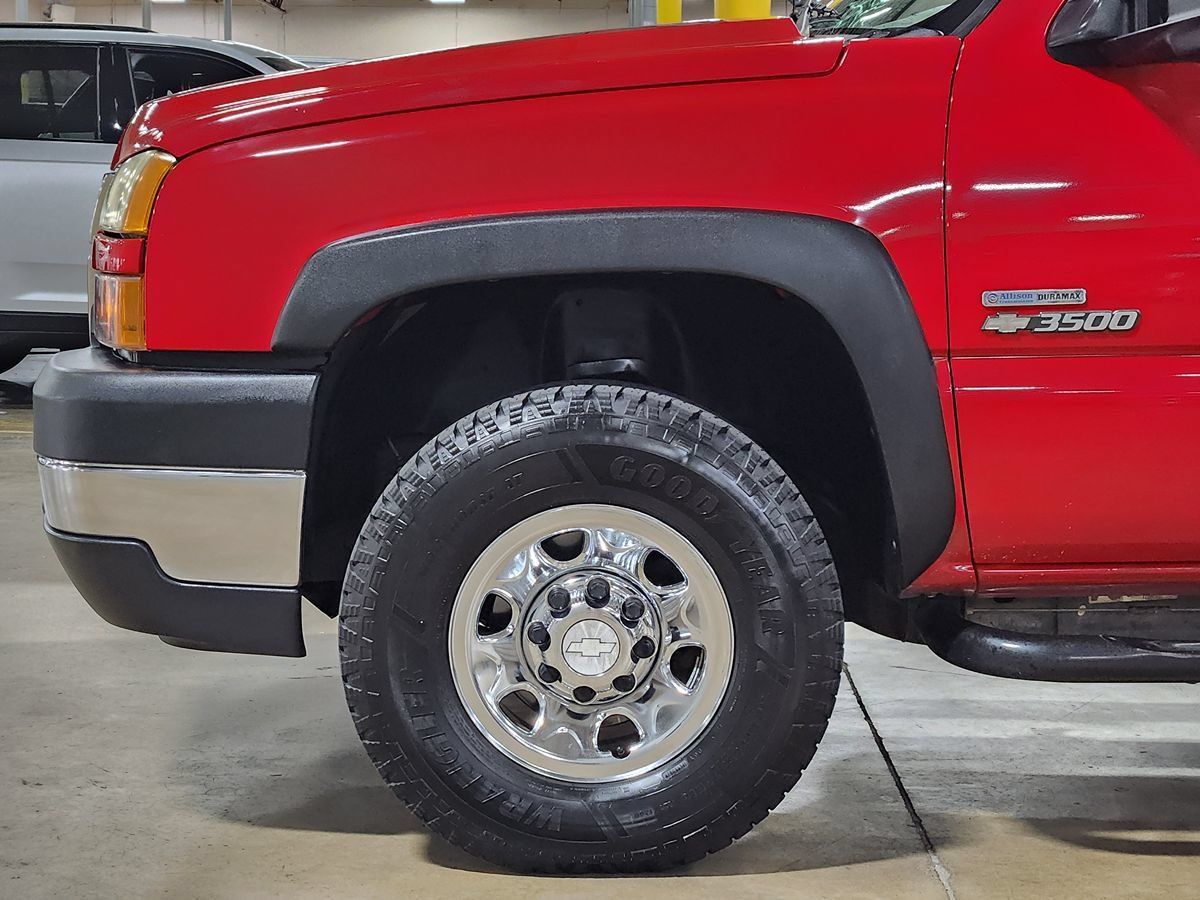 Used 2007 Chevrolet Silverado 3500 LT w/ Heavy-Duty Power Package AWD/4WD image 5
