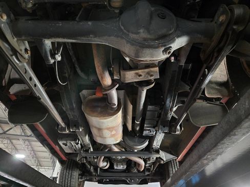 Used 2004 Land Rover Discovery S image 17