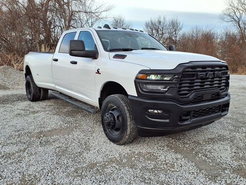 Used 2025 RAM 3500 Tradesman image 2