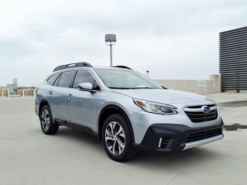 Used 2022 Subaru Outback Limited XT w/ Popular Package #2 AWD/4WD image 8