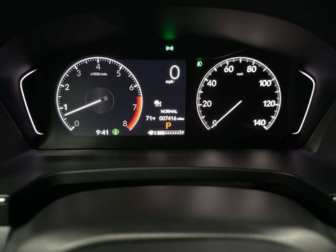 Used 2025 Honda Pilot Touring image 27