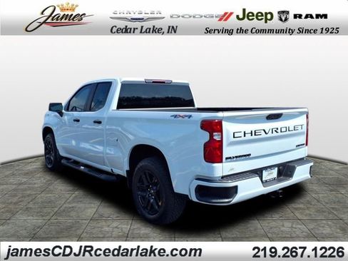 Used 2025 Chevrolet Silverado 1500 Custom w/ LPO, Dark Essentials Package image 3