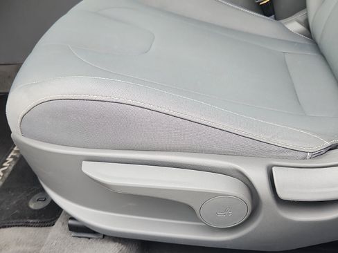 Certified 2023 Hyundai Elantra SEL w/ Convenience Package FWD image 23