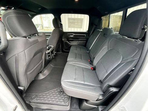 New 2026 RAM 1500 4x4 Crew Cab image 33