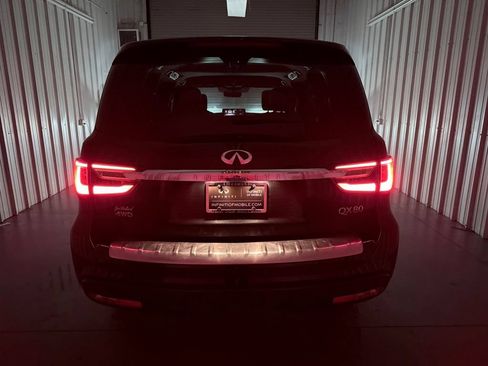 Certified 2023 INFINITI QX80 Sensory w/ Cargo Package AWD/4WD image 8