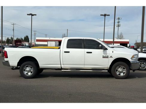 Used 2016 RAM 3500 SLT image 3