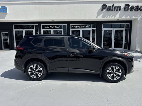 Used 2023 Nissan Rogue SV FWD image 5