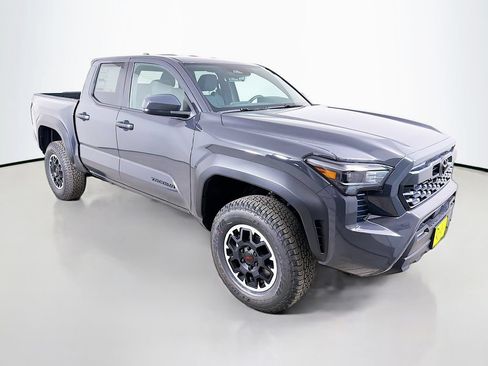 New 2026 Toyota Tacoma TRD Off-Road AWD/4WD image 3