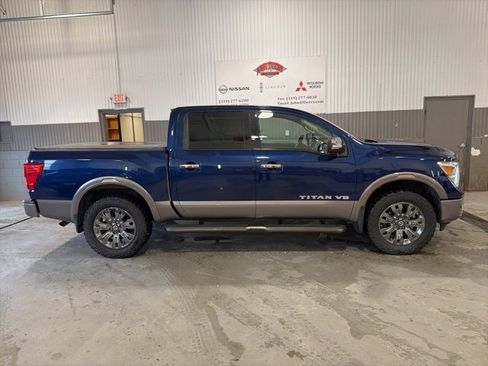 Certified 2019 Nissan Titan Platinum Reserve w/ Platinum Utility Package image 2