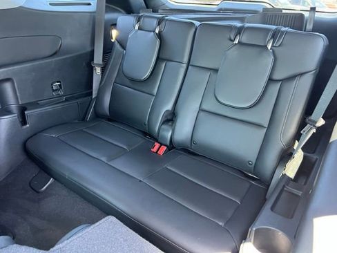 Certified 2024 Ford Explorer XLT w/ Equipment Group 202A AWD/4WD image 21