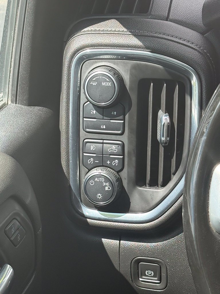 Used 2023 Chevrolet Silverado 2500 LT w/ Convenience Package AWD/4WD image 19