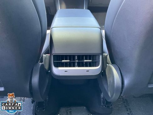 Used 2020 Tesla Model Y Long Range AWD/4WD image 41