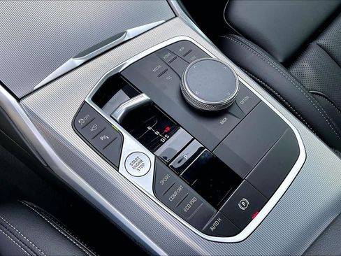 Used 2024 BMW M340i xDrive AWD/4WD image 36