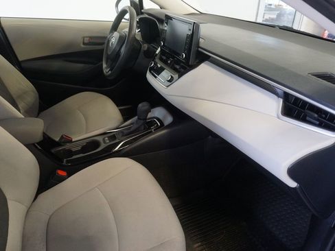 Used 2022 Toyota Corolla LE FWD image 20