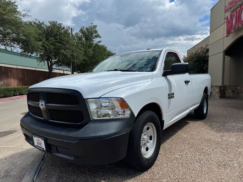 Used 2018 RAM 1500 Express RWD image 5